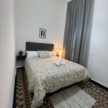 A & M Barcelona Hostal 外观 照片