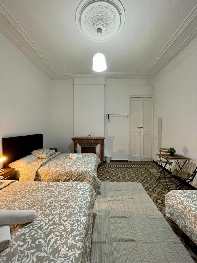 A & M Barcelona Hostal 外观 照片