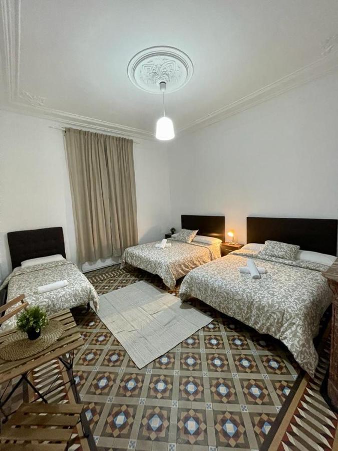 A & M Barcelona Hostal 外观 照片