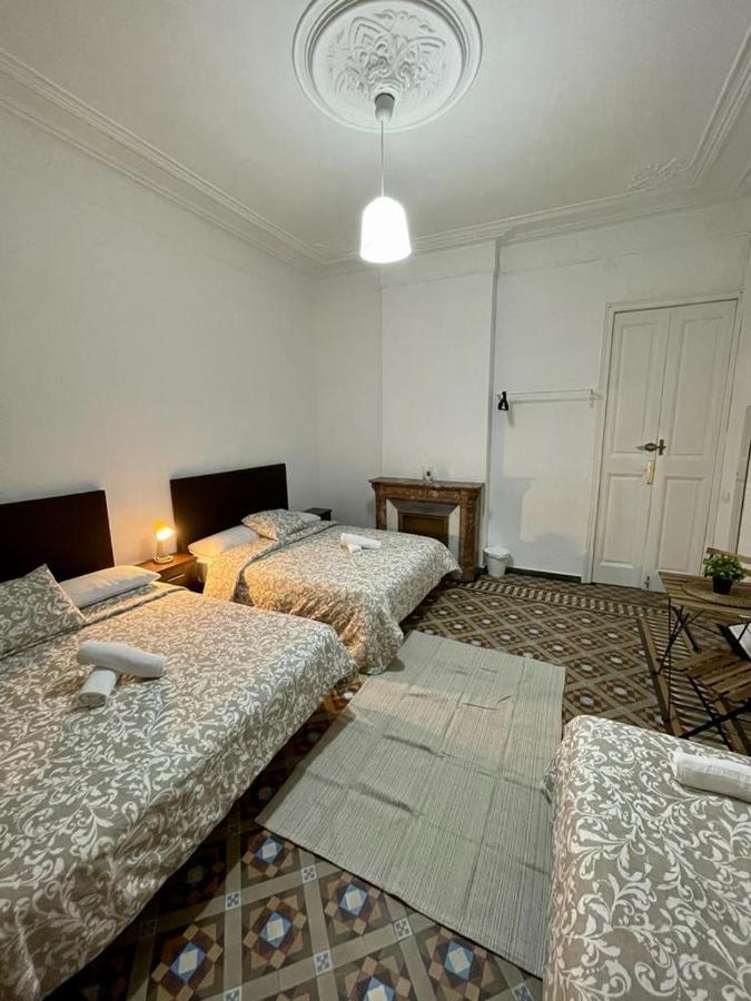 A & M Barcelona Hostal 外观 照片